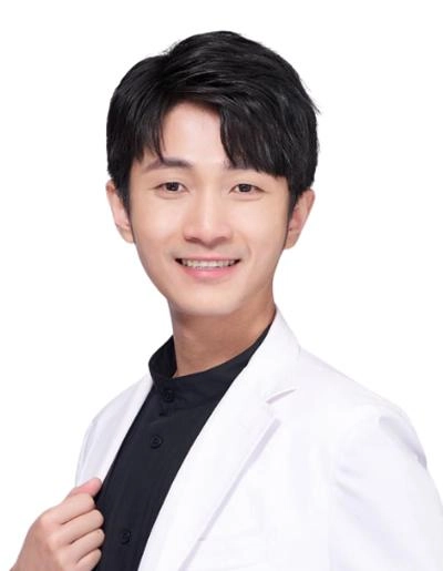 石沁訢 醫師 Dr.Shi